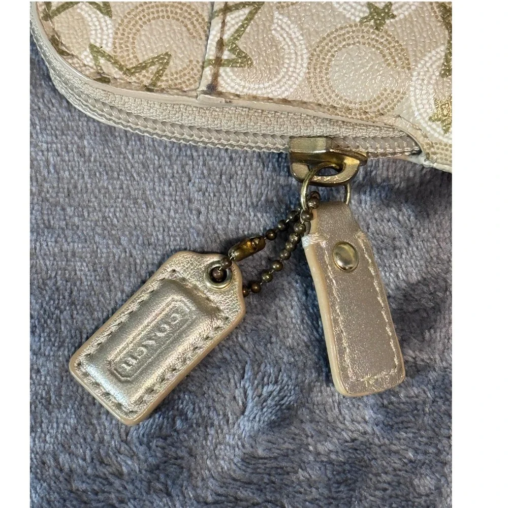 Coach Waverly Snow Queen Universal Tech Tablet Case Gold Cream Stars Padded Y2K